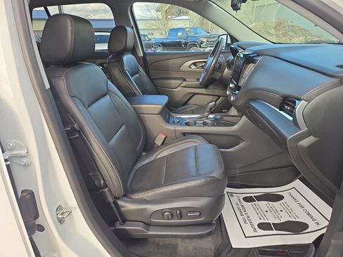 Used 2020 Chevrolet Traverse Premier image 18