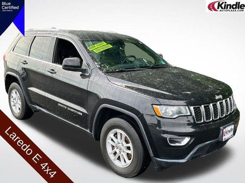 Used 2018 Jeep Grand Cherokee Laredo AWD/4WD image 1