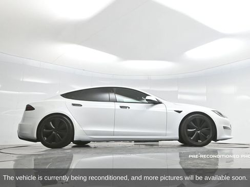 Used 2022 Tesla Model S image 65