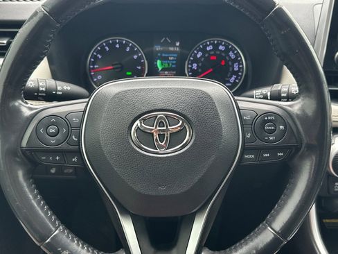 Used 2019 Toyota RAV4 XLE Premium w/ Advanced Technology Package AWD/4WD image 23