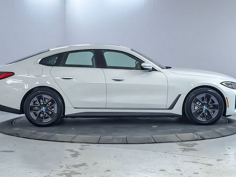 Used 2023 BMW i4 eDrive35 RWD image 8