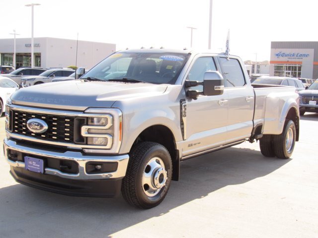Certified 2023 Ford F350 Lariat w/ Lariat Ultimate Package AWD/4WD image 2