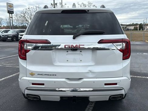 Used 2022 GMC Acadia Denali w/ Denali Technology Package image 6