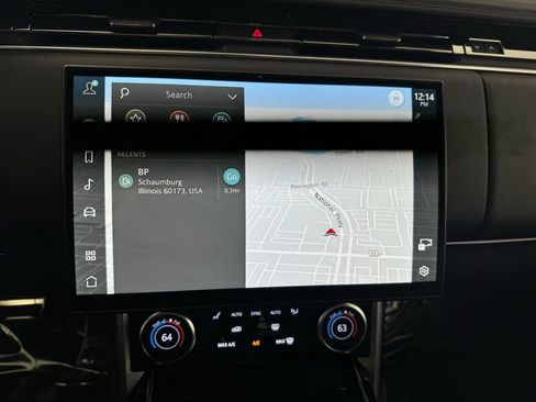 Used 2023 Land Rover Range Rover SE image 13