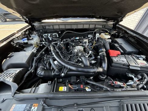 Used 2024 Ford Bronco Wildtrak AWD/4WD image 17