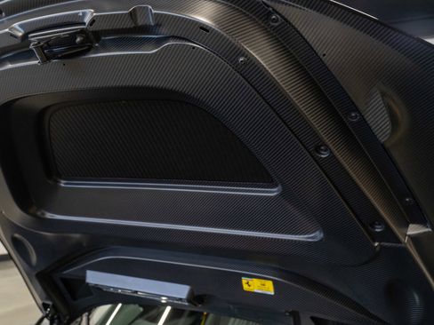 Used 2025 Ferrari SF90 Spider AWD/4WD image 35