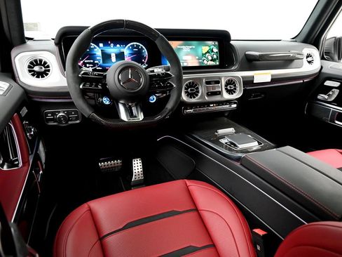 Used 2026 Mercedes-Benz G 63 AMG 4MATIC image 5