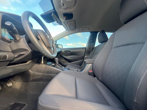 Used 2023 Toyota Corolla LE image 23