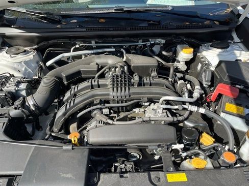 Used 2023 Subaru Crosstrek 2.0i Premium image 5