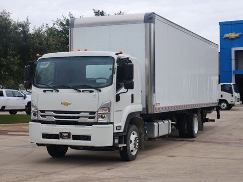 New 2024 Chevrolet Low Cab Forward 6500XD image 10