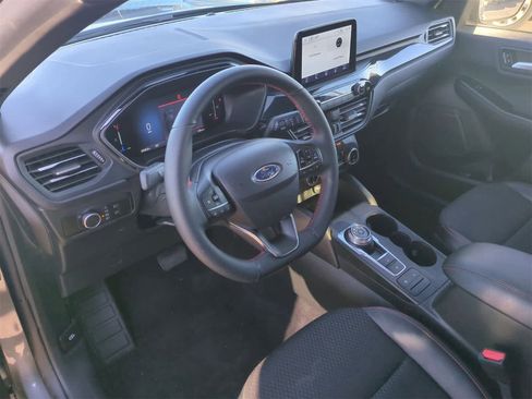 Used 2025 Ford Escape ST-Line image 10