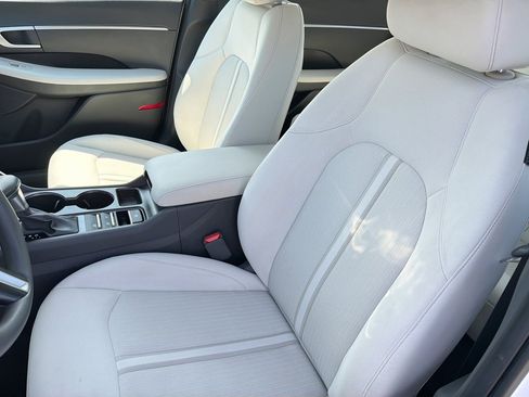Certified 2025 Hyundai Sonata SE FWD image 18