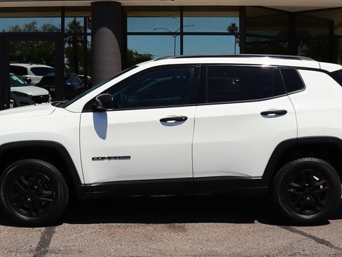 Used 2018 Jeep Compass Sport AWD/4WD image 8