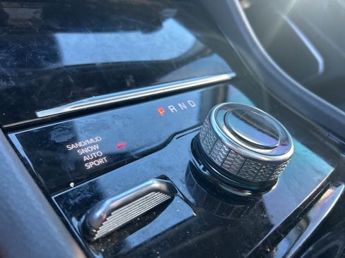 Used 2021 Jeep Grand Cherokee L Limited image 31