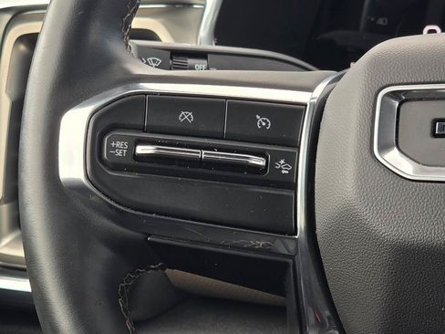 Used 2024 GMC Canyon Denali AWD/4WD image 19