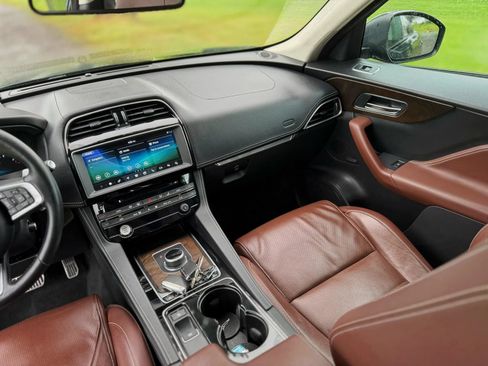 Used 2017 Jaguar F-PACE S AWD/4WD image 72