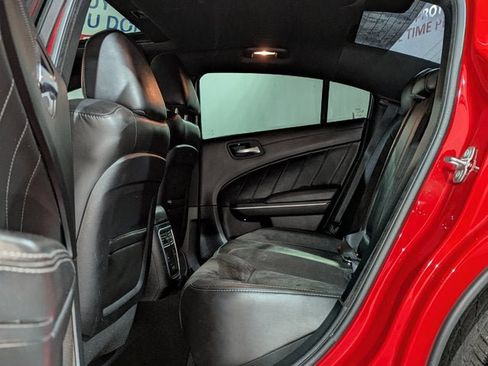 Used 2019 Dodge Charger Scat Pack w/ Dynamics Package image 21
