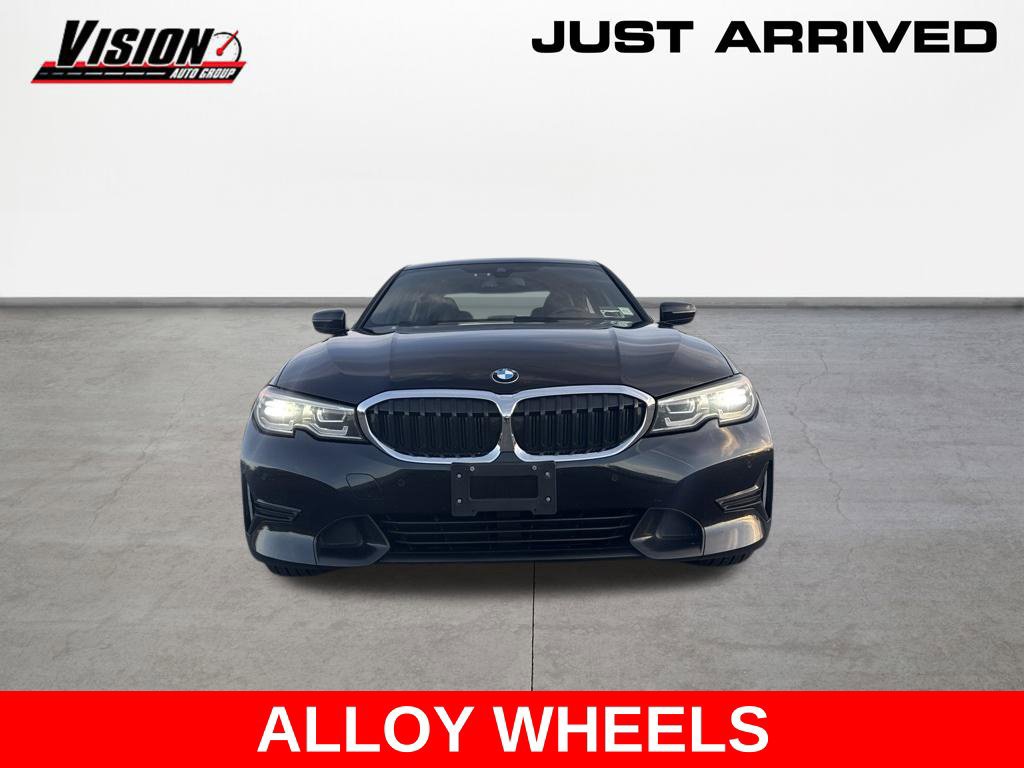 Used 2021 BMW 330i xDrive Sedan w/ Driving Assistance Package AWD/4WD image 2