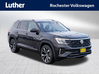 New 2026 Volkswagen Atlas Cross Sport SE