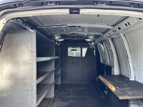 Used 2019 Chevrolet Express 2500 w/ Driver Convenience Package image 9