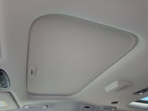 New 2027 Kia Carnival SX Prestige FWD image 22
