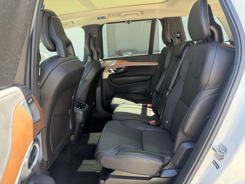 Used 2016 Volvo XC90 T6 Inscription w/ Vision Package AWD/4WD image 23