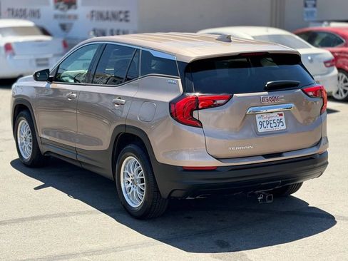 Used 2018 GMC Terrain SLE FWD image 12