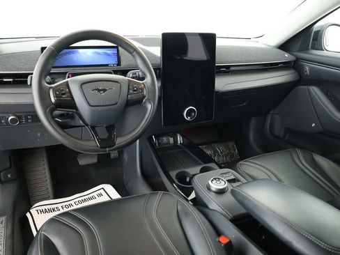 Used 2021 Ford Mustang Mach-E Premium image 9