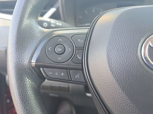 Used 2024 Toyota Corolla LE FWD image 20