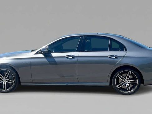Used 2018 Mercedes-Benz E 43 AMG 4MATIC Sedan image 5
