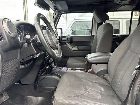 Used 2015 Jeep Wrangler Unlimited Sport w/ Quick Order Package 24S image 11