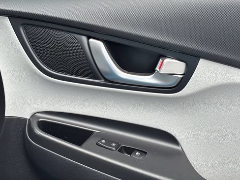 Certified 2023 Hyundai Kona SEL w/ Convenience Package FWD image 34