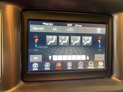 Used 2022 Dodge Charger SXT image 16