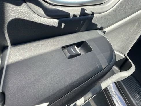 New 2025 Honda Pilot Touring image 15