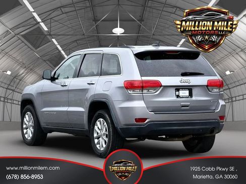 Used 2014 Jeep Grand Cherokee Laredo w/ 18" Wheel & 8.4" Radio Group RWD image 10