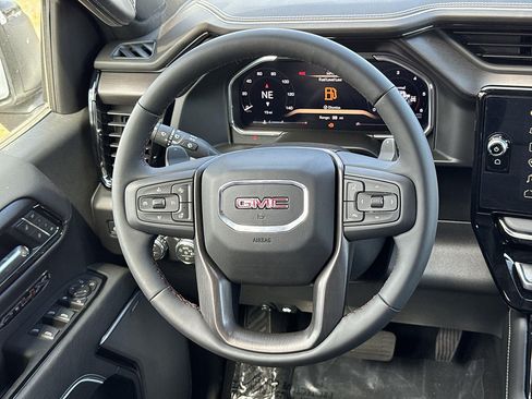 New 2026 GMC Sierra 1500 AT4X w/ LPO, Black Badging Package AWD/4WD image 8