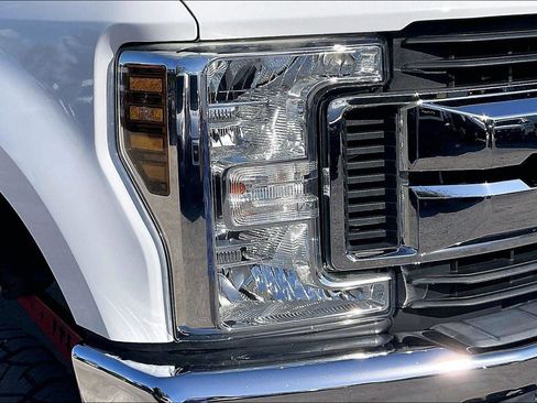 Used 2019 Ford F250 XL w/ STX Appearance Package AWD/4WD image 31