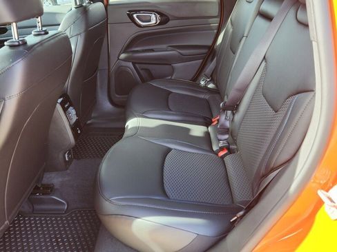 New 2026 Jeep Compass Latitude AWD/4WD image 10