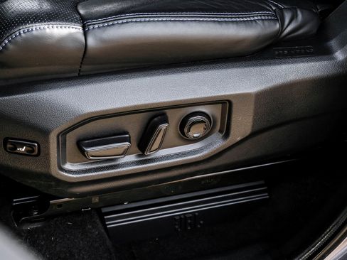 Used 2023 Toyota Sequoia Platinum image 37