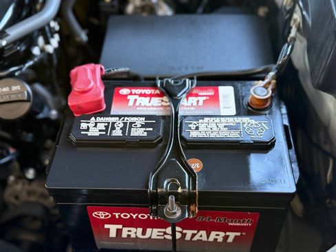Used 2021 Toyota Tacoma TRD Off-Road w/ Technology Package AWD/4WD image 66