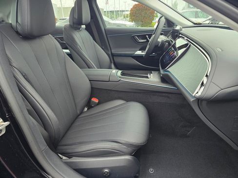 New 2026 Mercedes-Benz E 350 4MATIC Sedan image 25