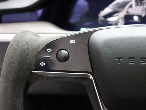 Used 2023 Tesla Model X image 51