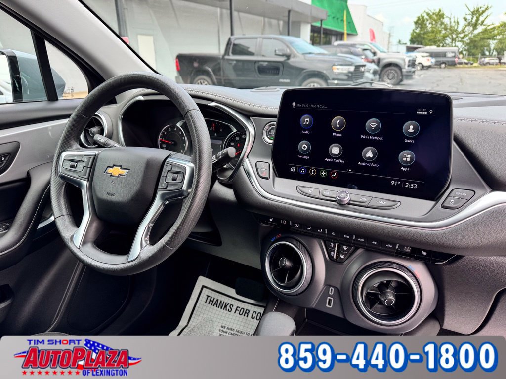 Used 2025 Chevrolet Blazer LT AWD/4WD image 47