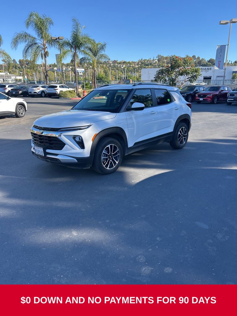 Used 2025 Chevrolet TrailBlazer LT AWD/4WD image 1