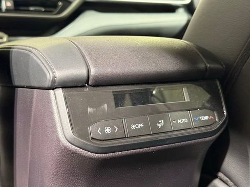 Certified 2025 Toyota Highlander XLE AWD/4WD image 21