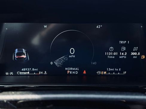 Used 2022 Lincoln Navigator Reserve image 34