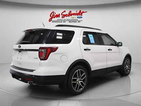 Used 2018 Ford Explorer Sport w/ Equipment Group 401A AWD/4WD image 6