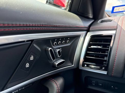 Used 2021 Jaguar F-TYPE R AWD/4WD image 26
