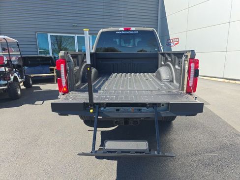 New 2026 Ford F250 Lariat image 14
