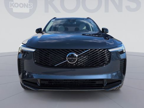 New 2026 Volvo XC90 B6 Ultra w/ Protection Package Premier image 11